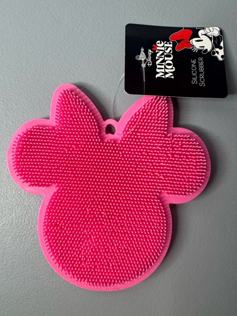 Disney Minnie Mouse Hot Pink Silicone Cleaning Pad head cutout cute makeup clean